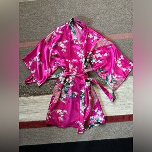 Kimono robe